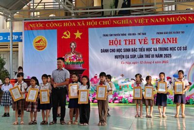 Các em Học sinh tham gia Hội thi vẽ tranh cấp huyện năm học 2024-2025😍🥰💖❤️ Chúc các em đã hoàn thành phần thi của mình – 1 giải C❣️❣️❣️🥰🥰🥰